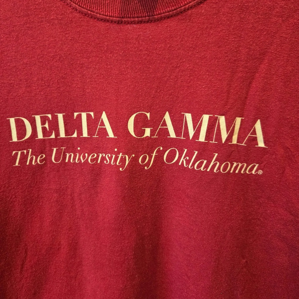 Gildan Delta Gamma University of Oklahoma 90 Years Sooner Sisterhood Red Shirt M
